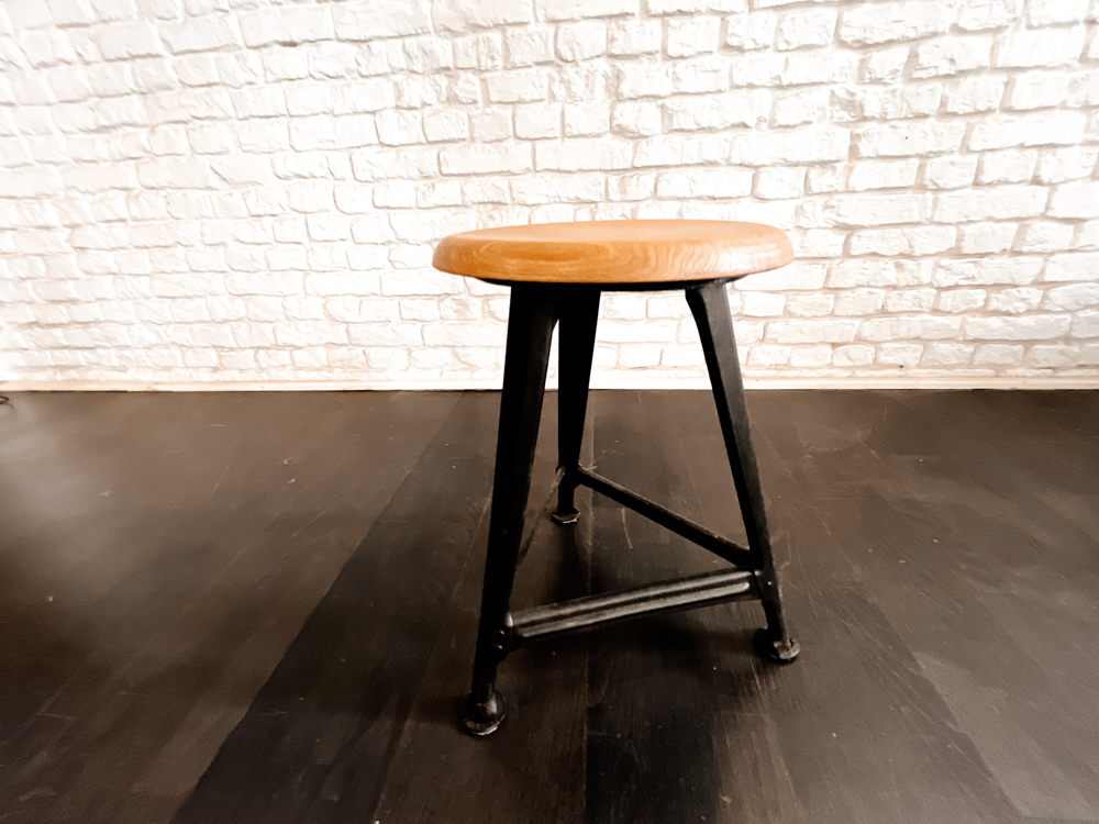 industrial-vintage-rowac-hocker