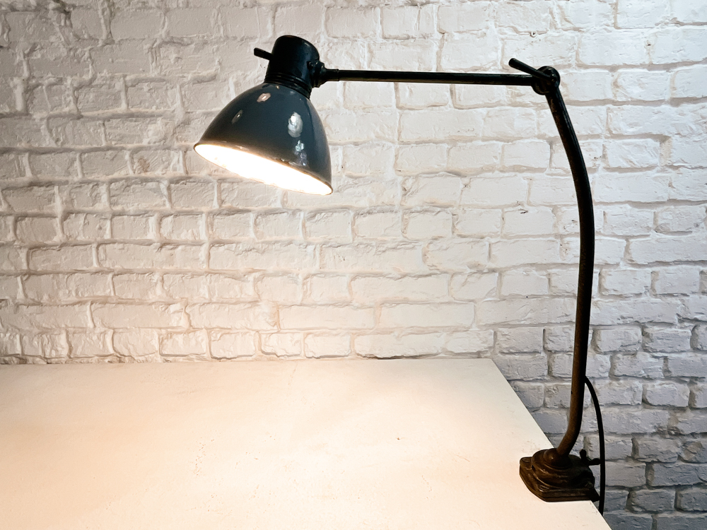 gelenklampe-von-kamdem