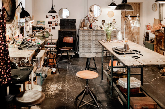 J&V - Finest Industrial Vintage Furniture | Laden für Vintage